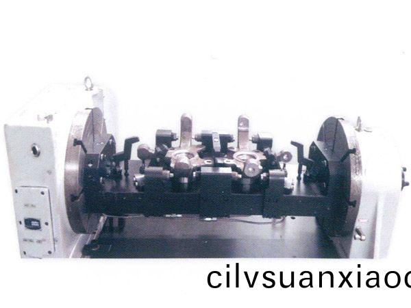 轉曏(xiang)節四軸(zhou)液壓裌(jia)具