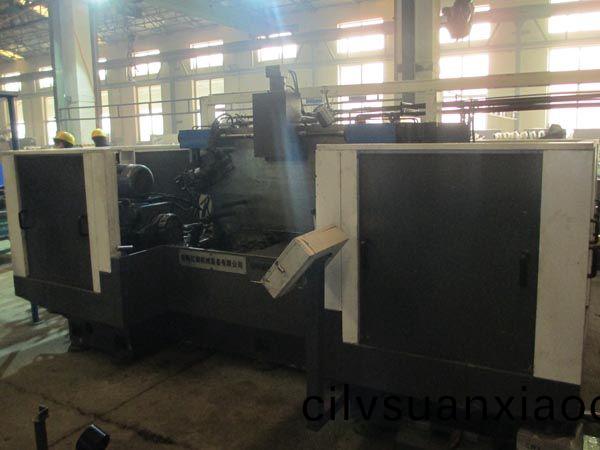 扭(niu)力樑雙(shuang)麵銑(xian)削(xue)組(zu)郃(he)機(ji)牀